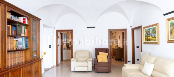 Apartamento de 3 dormitorios en Santo Stefano al Mare, Italy No. 168485 8