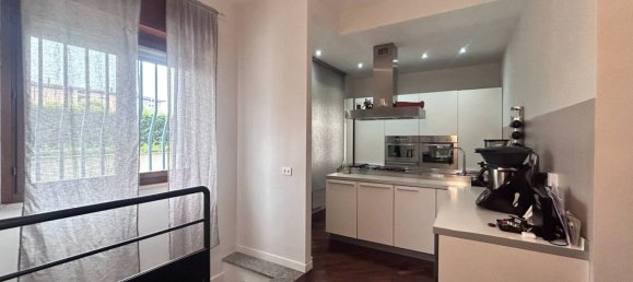 Квартира с 2 спальнями в Монца, Италия № 318973 12