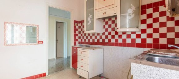 3 rooms Apartment in Ciampino, Italy No. 20808 7