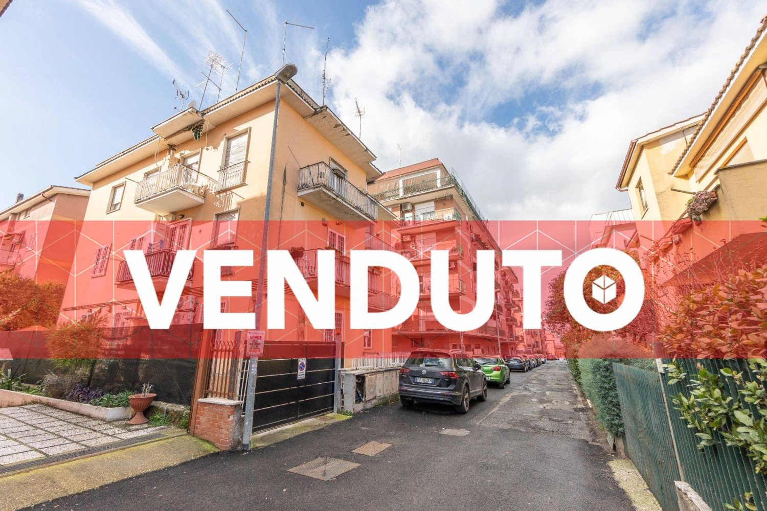 3 rooms Apartment in Ciampino, Italy No. 20808