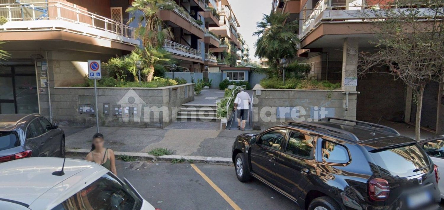 Apartamento de 4 dormitorios en Rome, Italy No. 388780