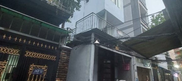 120m² House in District 4, Vietnam No. 13065 2