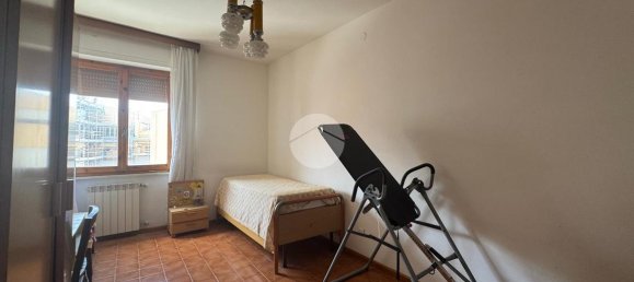 5 rooms Apartment in Sassari, Italy No. 70276 2