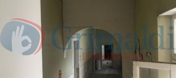 Bâtiment à Trani, Italy 2000m² No. 365258 11