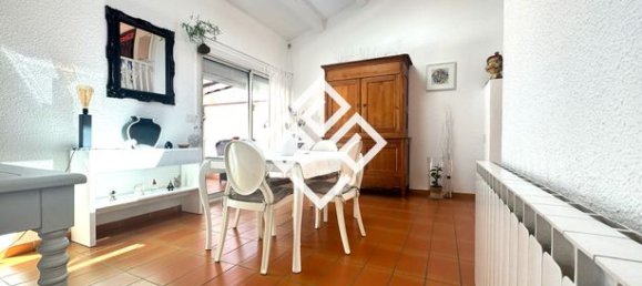 4 bedrooms House in Narbonne, France No. 309939 2