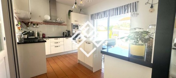 4 bedrooms House in Narbonne, France No. 309939 11