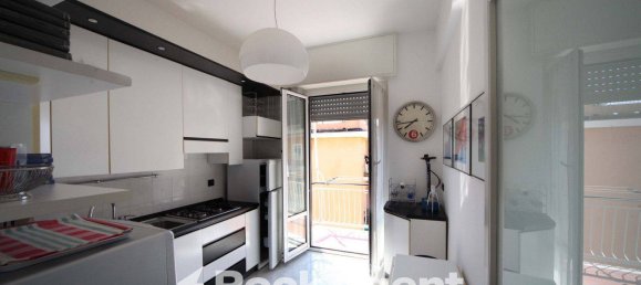 1 bedroom Apartment in Genoa, Italy No. 313329 6