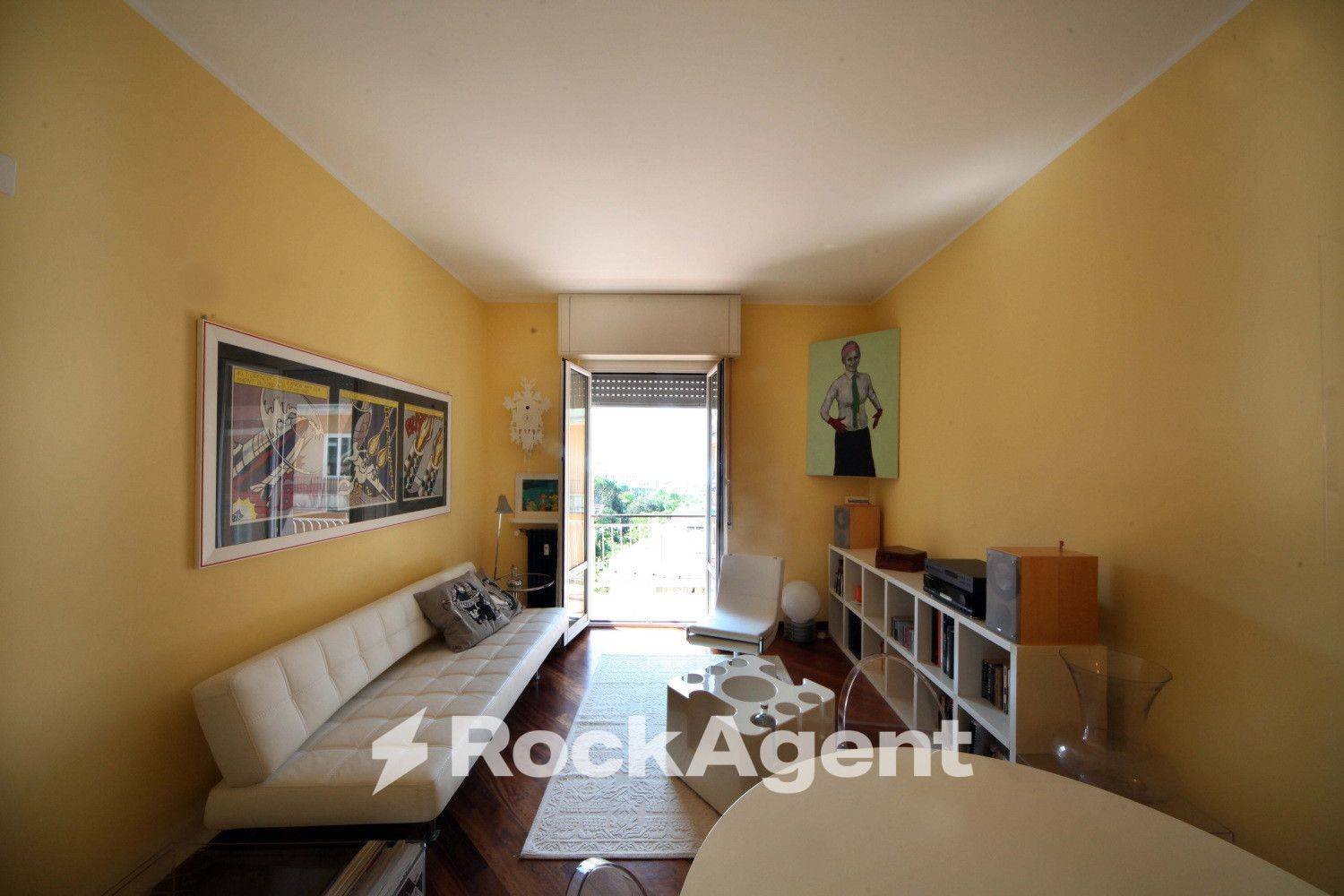 1 bedroom Apartment in Genoa, Italy No. 313329