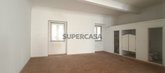 750m² Building in Lisbon, Portugal No. 160157 5