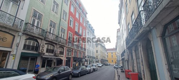 750m² Building in Lisbon, Portugal No. 160157 4