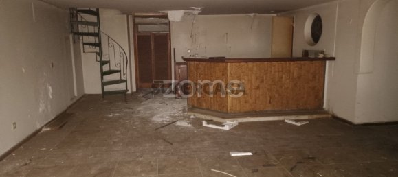 750m² Building in Lisbon, Portugal No. 160157 9