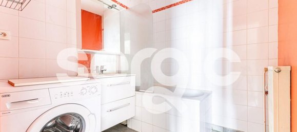 Studio in Mons-en-Baroeul, France No. 56102 5