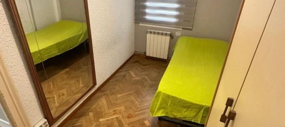 3 bedrooms Apartment in Zaragoza, Spain No. 133843 12