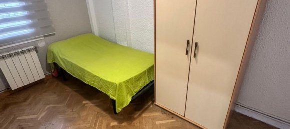 3 bedrooms Apartment in Zaragoza, Spain No. 133843 13