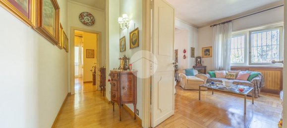 3 bedrooms Apartment in Rome, Italy No. 310113 20