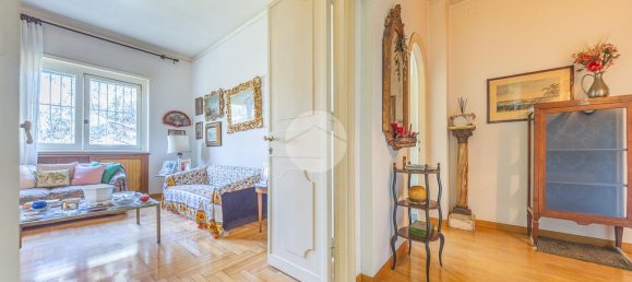 3 bedrooms Apartment in Rome, Italy No. 310113 7