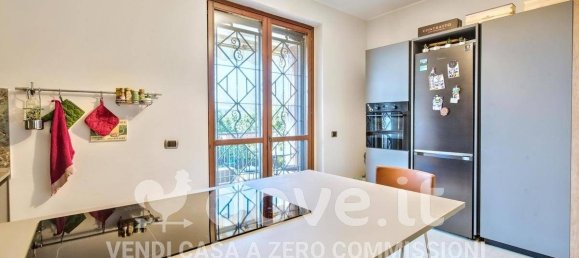 Вилла с 3 спальнями в Роццано, Италия № 315873 16