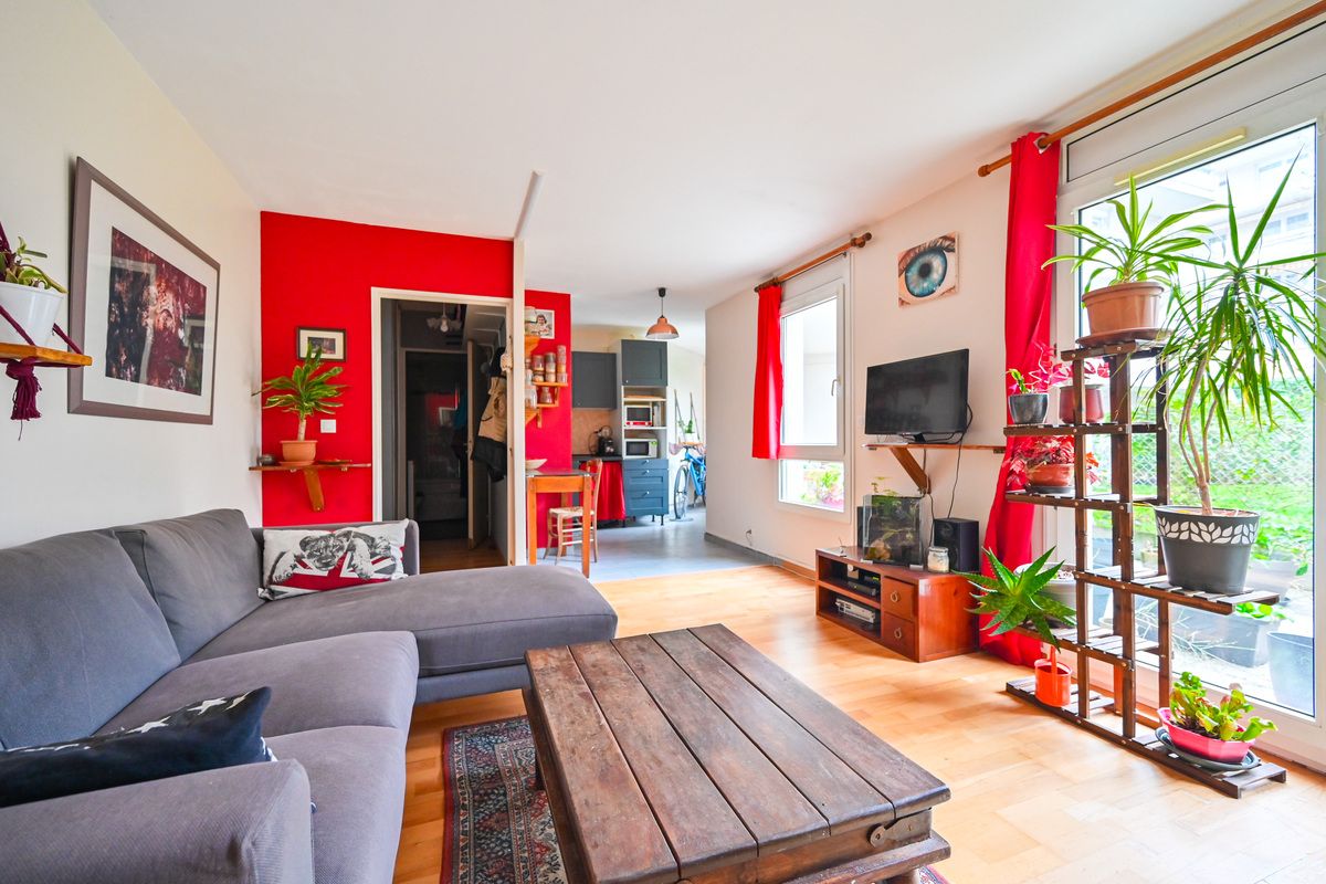 1 bedroom Apartment in Creteil, France No. 140760