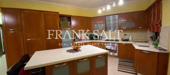 3 bedrooms Apartment in Zejtun, Malta No. 1164 2