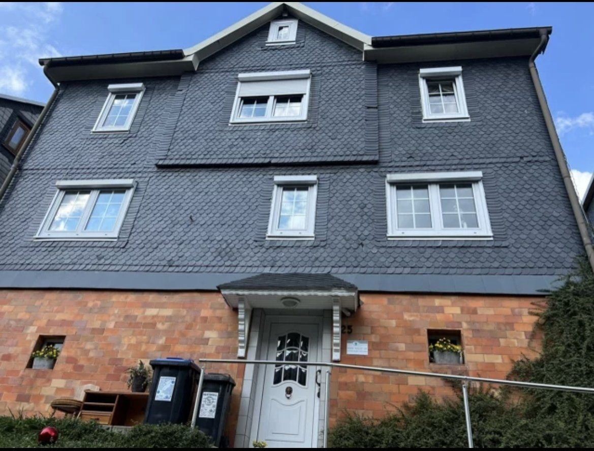 Casa de 9 habitaciónes en Sonneberg, Germany No. 139574