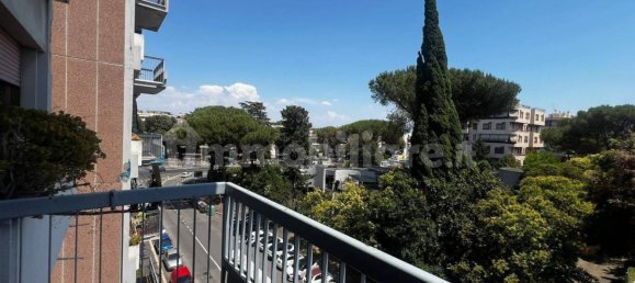 3 Schlafzimmer Wohnung in Rome, Italy, Nr. 349939 19