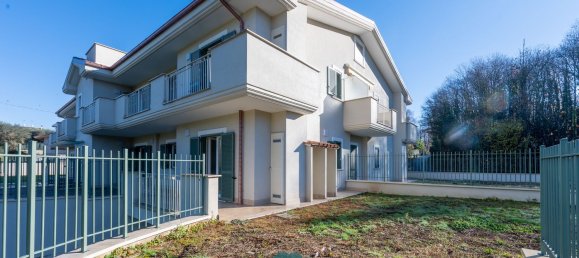 Studio in Zagarolo, Italy, Nr. 8853 30