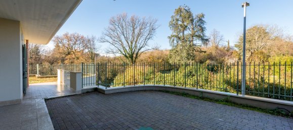 Studio in Zagarolo, Italy, Nr. 8853 34