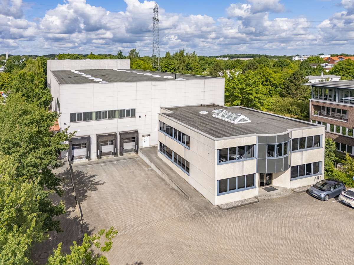 3032m² Warehouse in Stormarn, Germany No. 283847