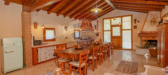 4 غرف نوم فيلا في Mirano, Italy رقم 373425 7