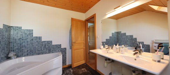 Casa de 3 dormitorios en Gerardmer, France No. 69083 2