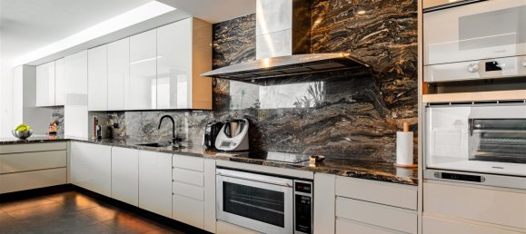 4 bedrooms House in Porto, Portugal No. 125111 16