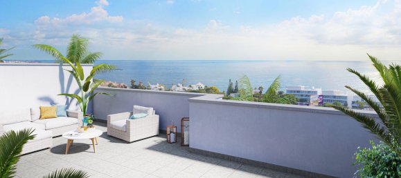 2 bedrooms Apartment in Estepona, Spain No. 2427 3