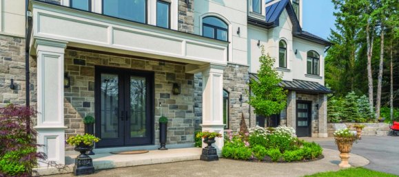 5 bedrooms House in Burlington, Canada No. 696 4