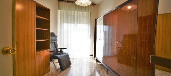 2 bedrooms Apartment in Castronno, Italy No. 71053 10