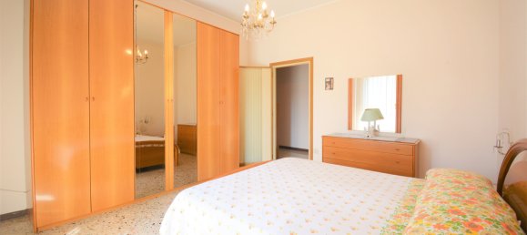 2 bedrooms Apartment in Castronno, Italy No. 71053 9