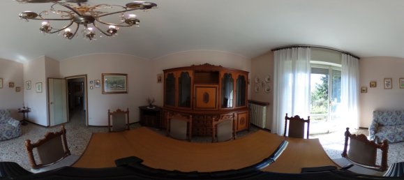 2 bedrooms Apartment in Castronno, Italy No. 71053 21