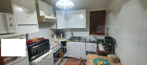 5 rooms Apartment in Alba Adriatica, Italy No. 25728 4
