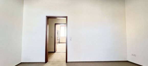 Escritório de 7 divisões em Magdeburg, Germany N.º 62606 54