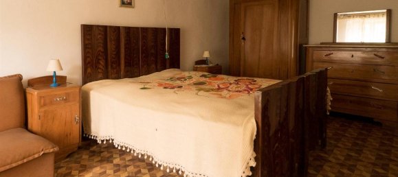 4غرفة منزل في Frassinoro, Italy رقم 174093 6