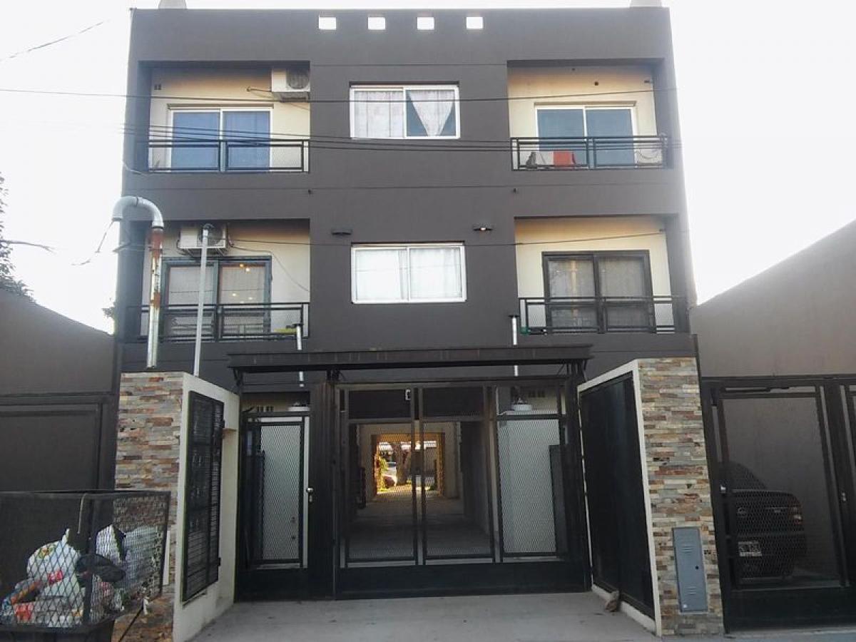 Studio in Moreno, Argentina No. 12404