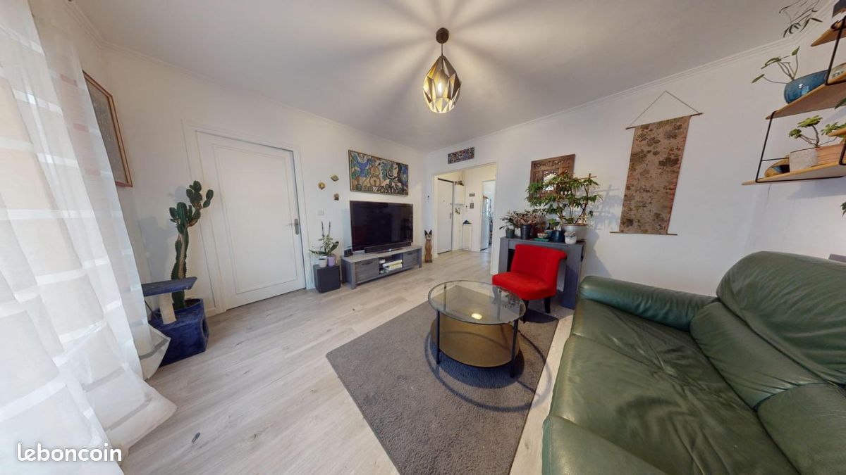 3 bedrooms Apartment in Houilles, France No. 168636