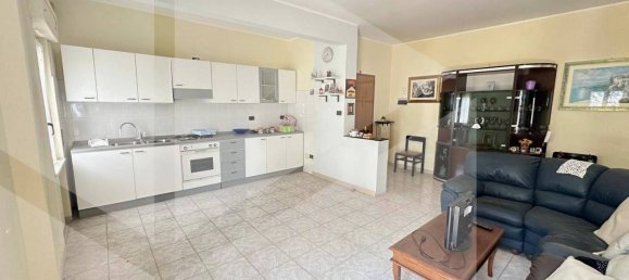 4 rooms Apartment in Matera, Italy No. 28719 6