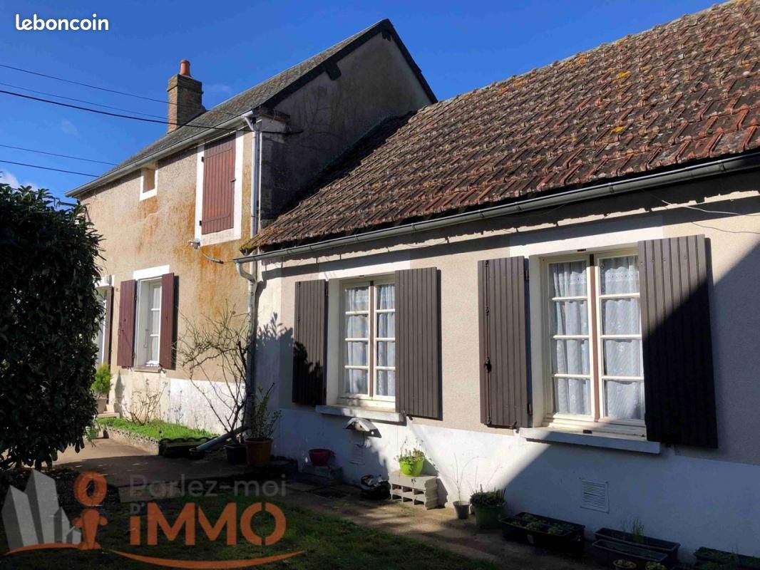 2 Schlafzimmer Haus in Sougeres-en-Puisaye, France, Nr. 205209