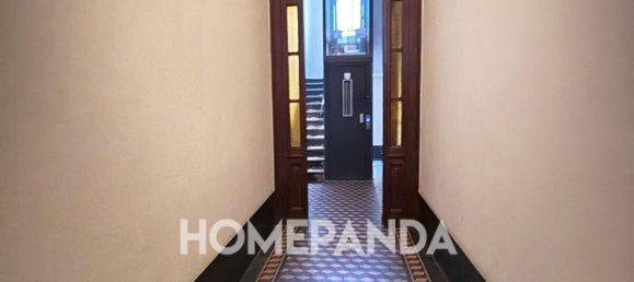 3 rooms Apartment in Turin, Italy No. 209311 2
