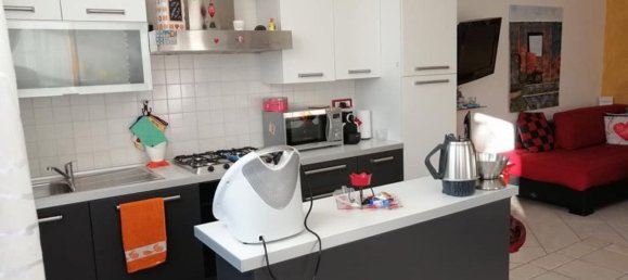 2 Schlafzimmer Wohnung in Empoli, Italy, Nr. 313406 3