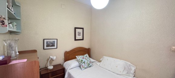 Квартира с 3 спальнями в Аликанте, Испания № 133458 3