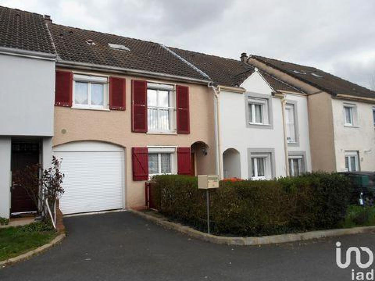 3 bedrooms House in Sarcelles, France No. 30962