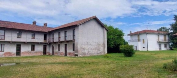 Gewerbliche Immobilie in Cassolnovo, Italy 9572m², Nr. 315025 10
