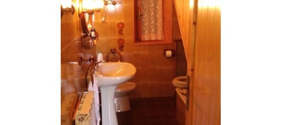 Дом с 5 комнатами в Монтеренцио, Италия № 265081 3