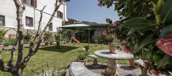 6 bedrooms House in Lucca, Italy No. 87581 4